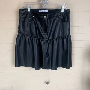 Leather skirt